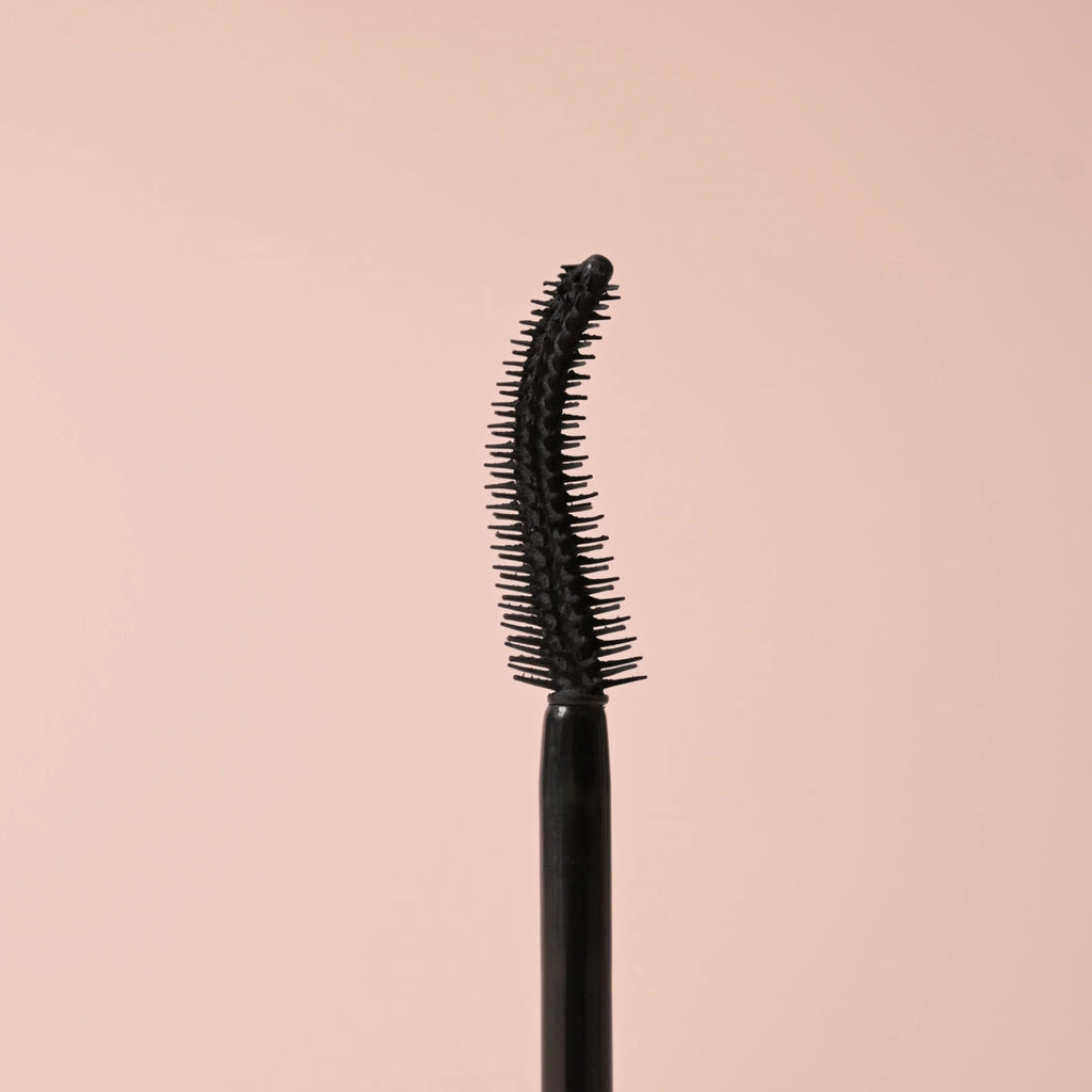 Máscara de Pestanas Volumizadora Avril – Preto